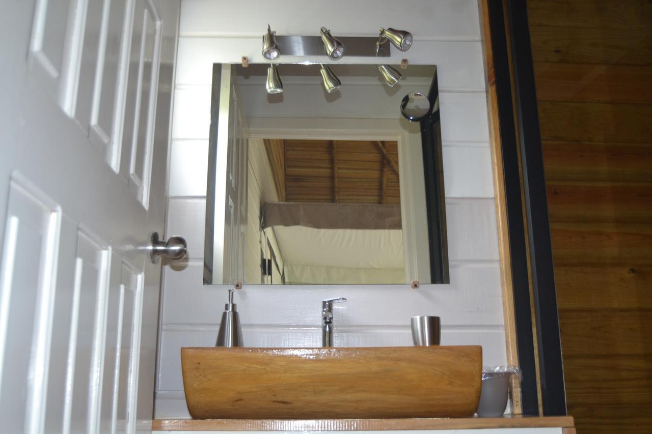 Nathylodge Bocas Town Dış mekan fotoğraf